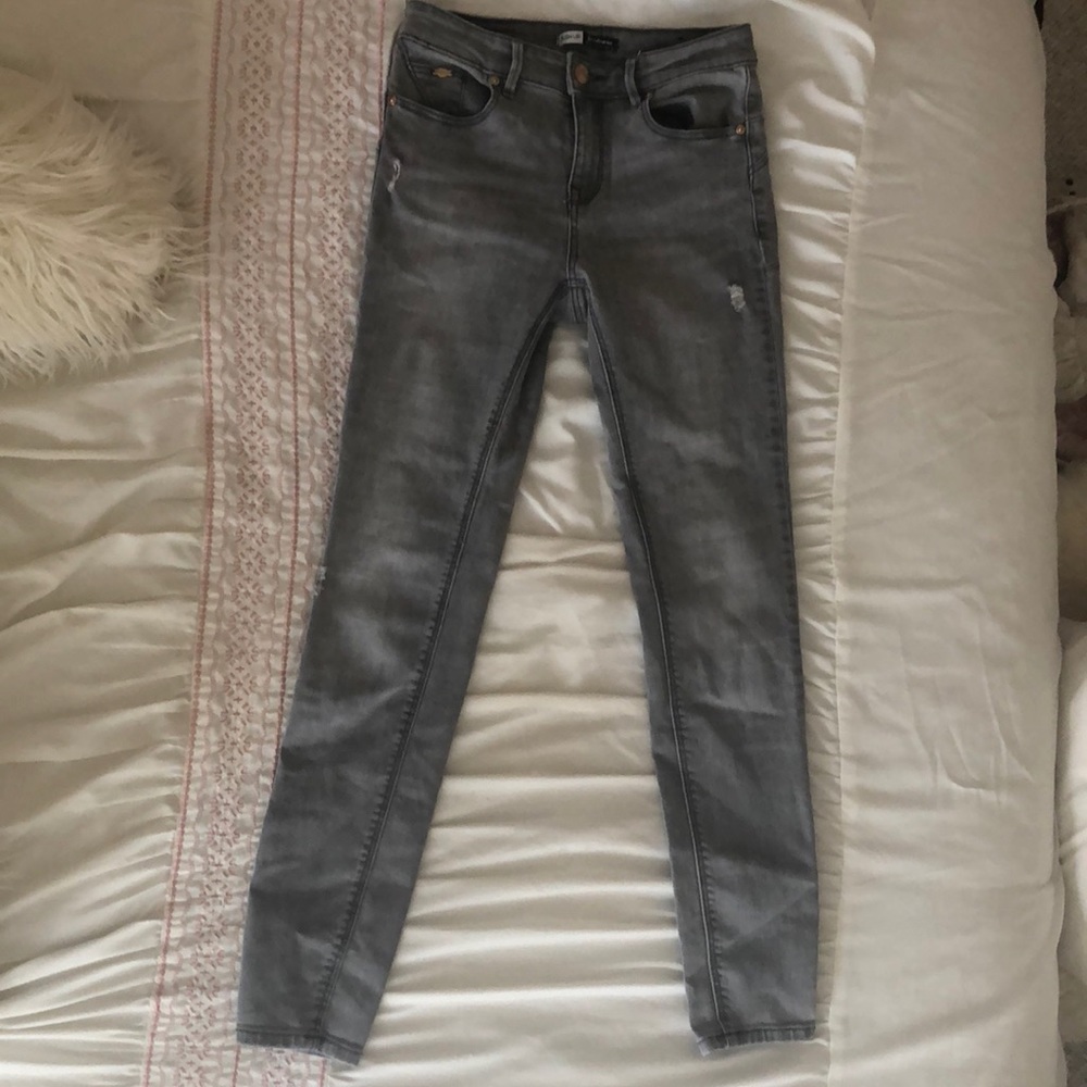 stradivarius gray women’s jeans size 4